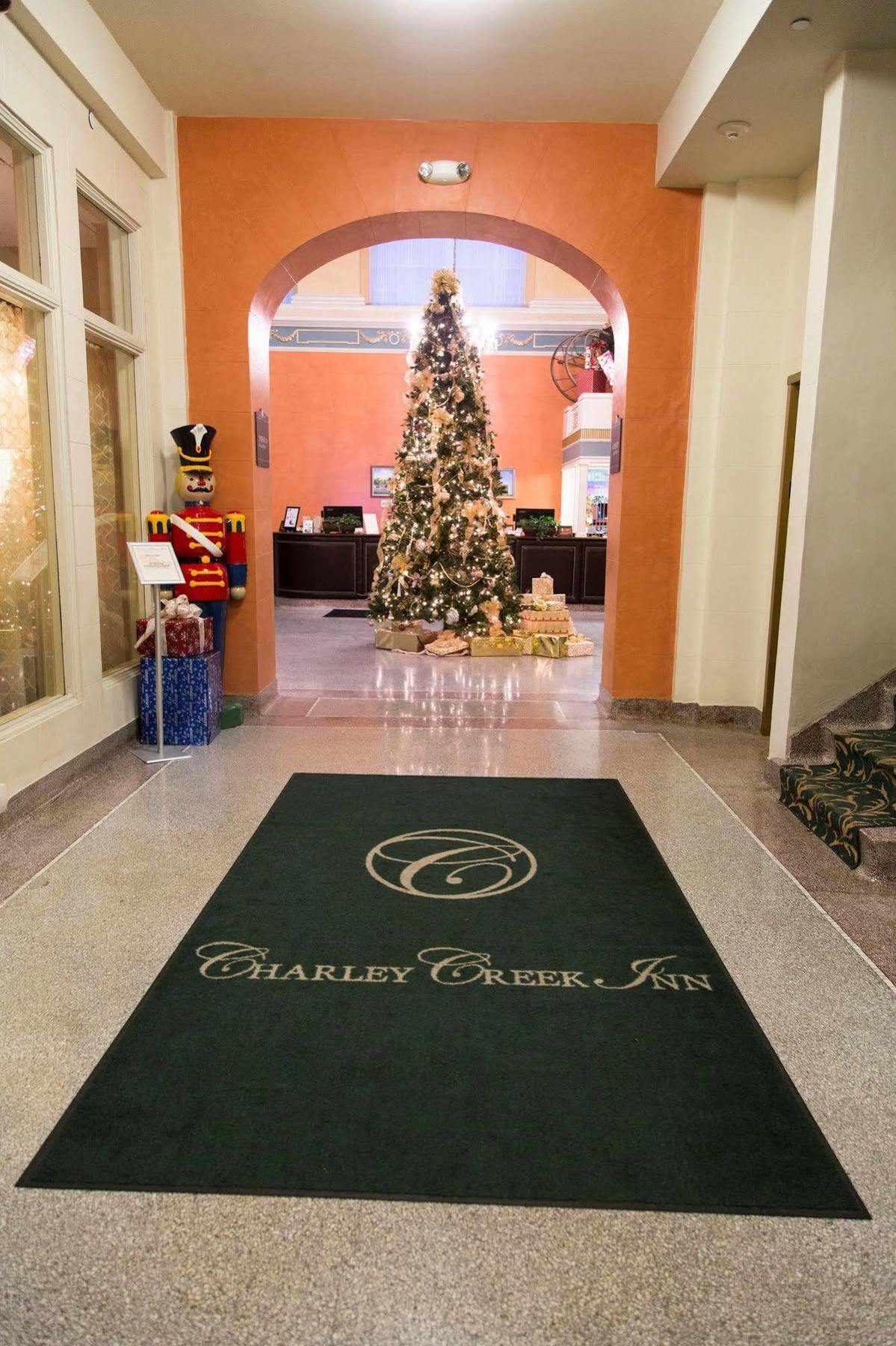 Charley Creek Inn Wabash Esterno foto