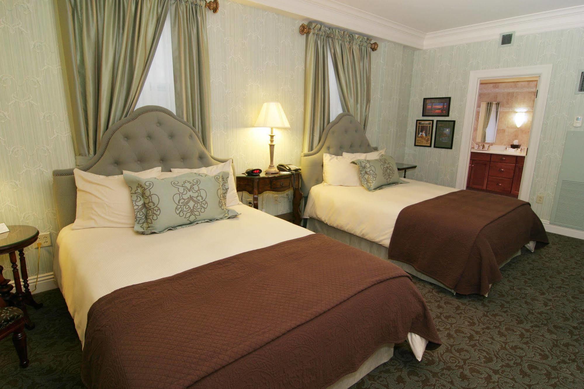 Charley Creek Inn Wabash Esterno foto